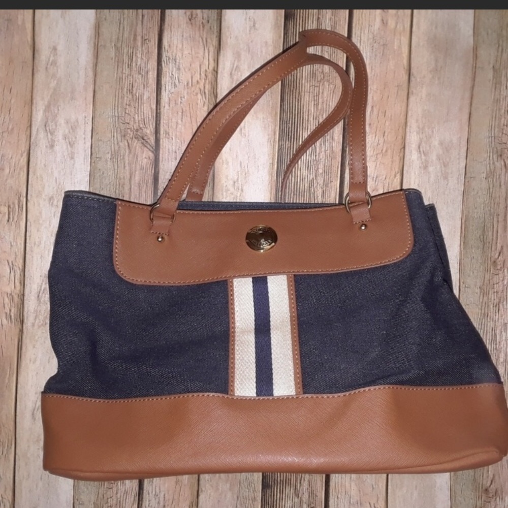 Tommy Hilfiger bag